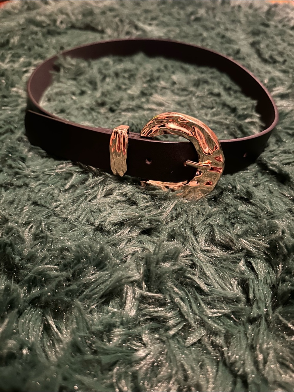 4/$20 ✨ Black Faux Leather Hammered Gold Buckle Belt